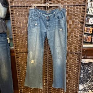 American Eagle Outfitters Light Blue Distressed Jeans